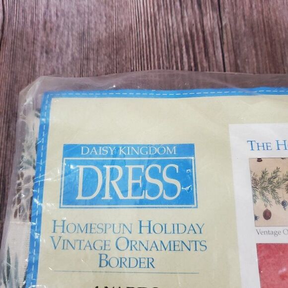 New Daisy Kingdom Dress Homespun Holiday Vintage Ornaments Border 4 Yards Cotton - Picture 8 of 12